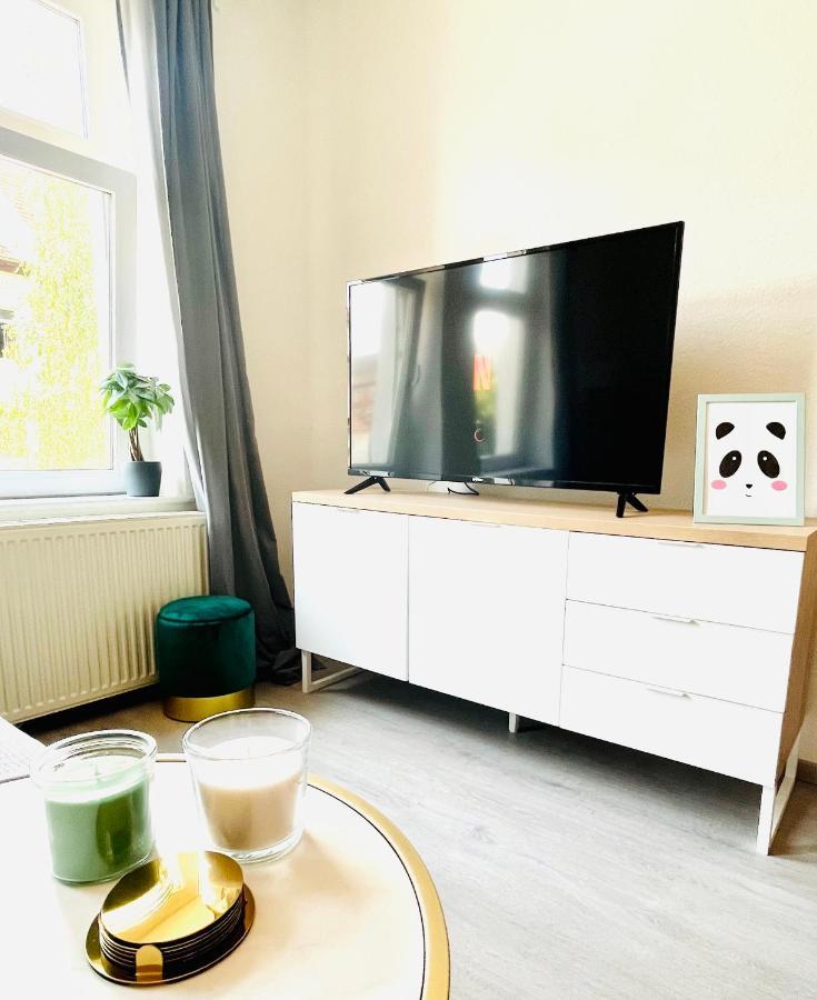 Renoviertes Apartment In Zentraler Lage - Wlan, Smart-Tv, Kueche, Balkon Und Queensize-Bett Fuer 4 Gaeste إرفورت المظهر الخارجي الصورة